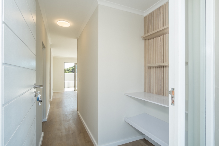 2 Bedroom Property for Sale in Kommetjie Western Cape